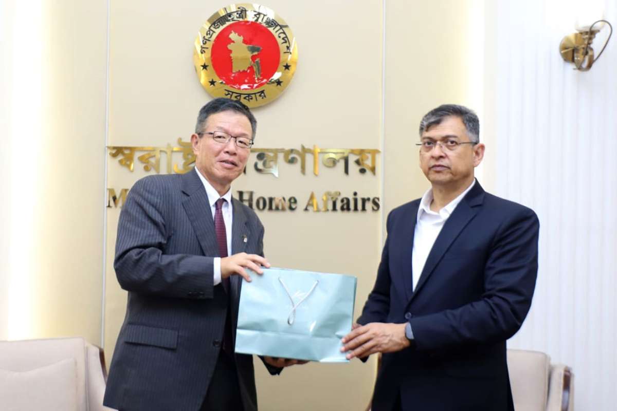পুলিশ সংস্কারে জাপানের সহযোগিতা চেয়েছেন স্বরাষ্ট্রমন্ত্রী
