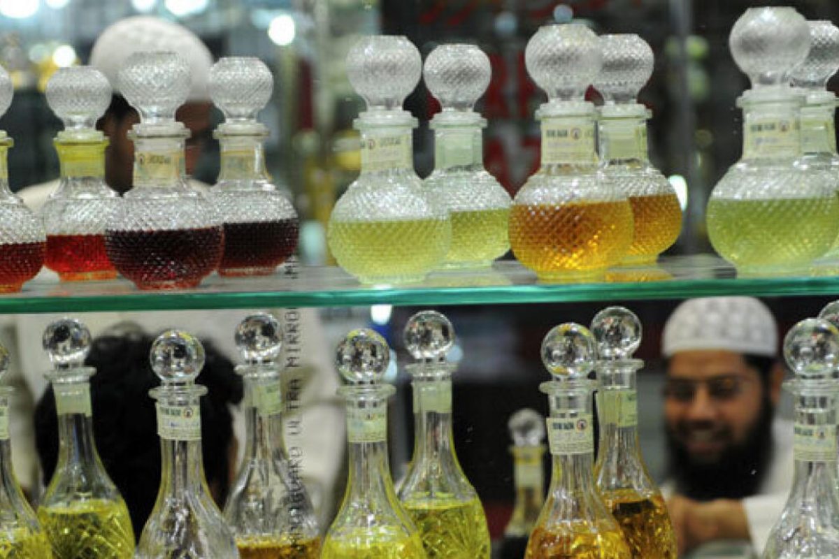 রোযা রেখে পারফিউম ব্যবহার করা যাবে কি? যা বলছে ইসলাম