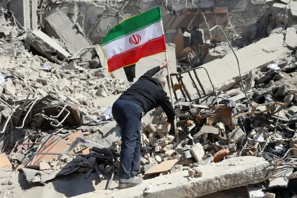 ইরানের ৩৩ বেসামরিক স্থাপনায় হা'মলা চালাল যুক্তরাষ্ট্র ও ইসরাইল