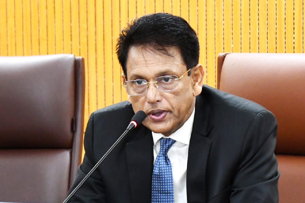 সিন্ডিকেটের চাপে শিক্ষক-কর্মচারীরা ঘুষ দিতে বাধ্য: শিক্ষামন্ত্রী