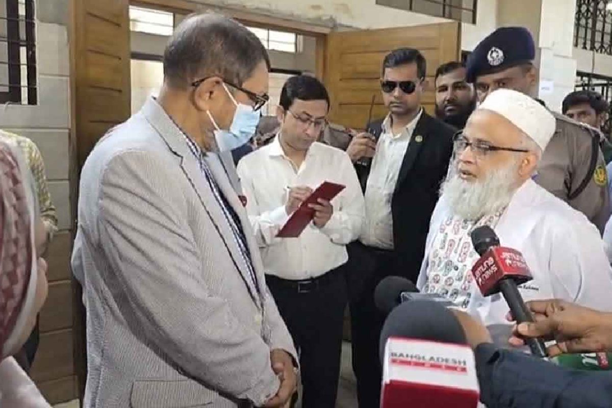 মানসিক হাসপাতালে স্বাস্থ্যমন্ত্রীর কাছে সমস্যার বর্ণনা দিলেন রোগীরা