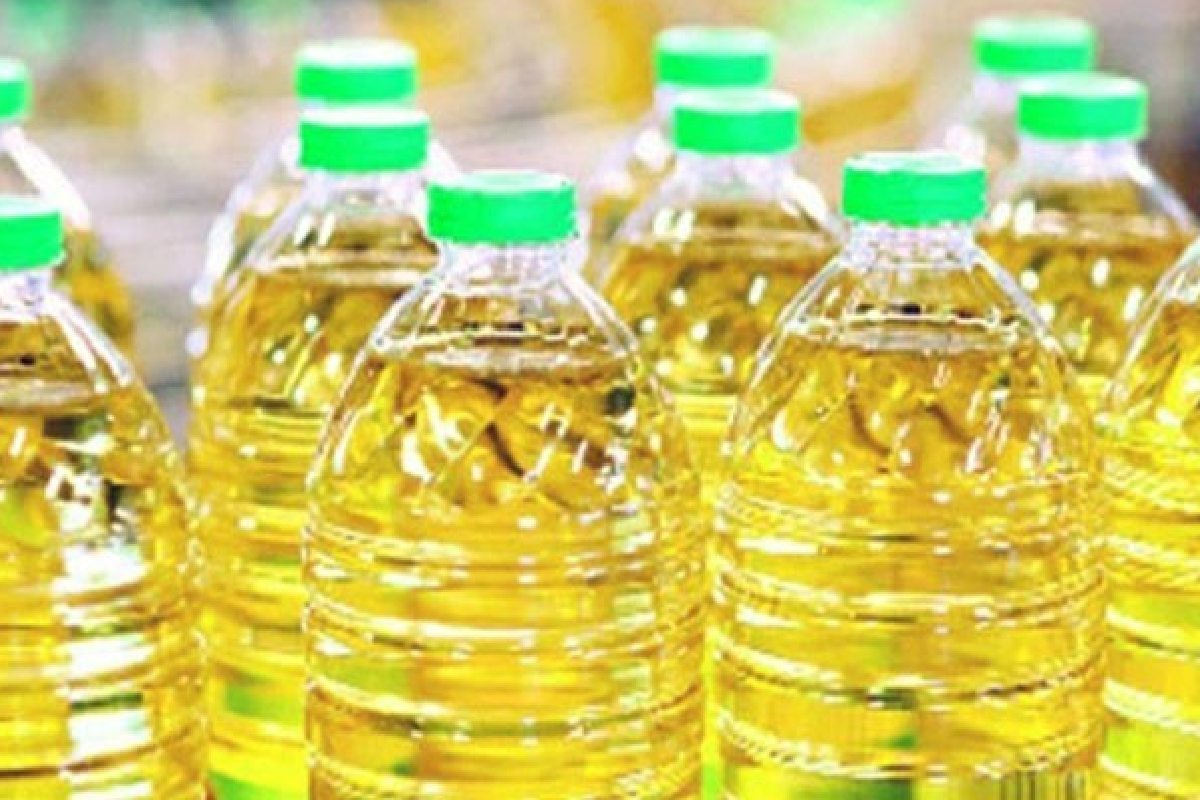 হঠাৎ বোতলজাত সয়াবিন তেলের সংকট বাজারে