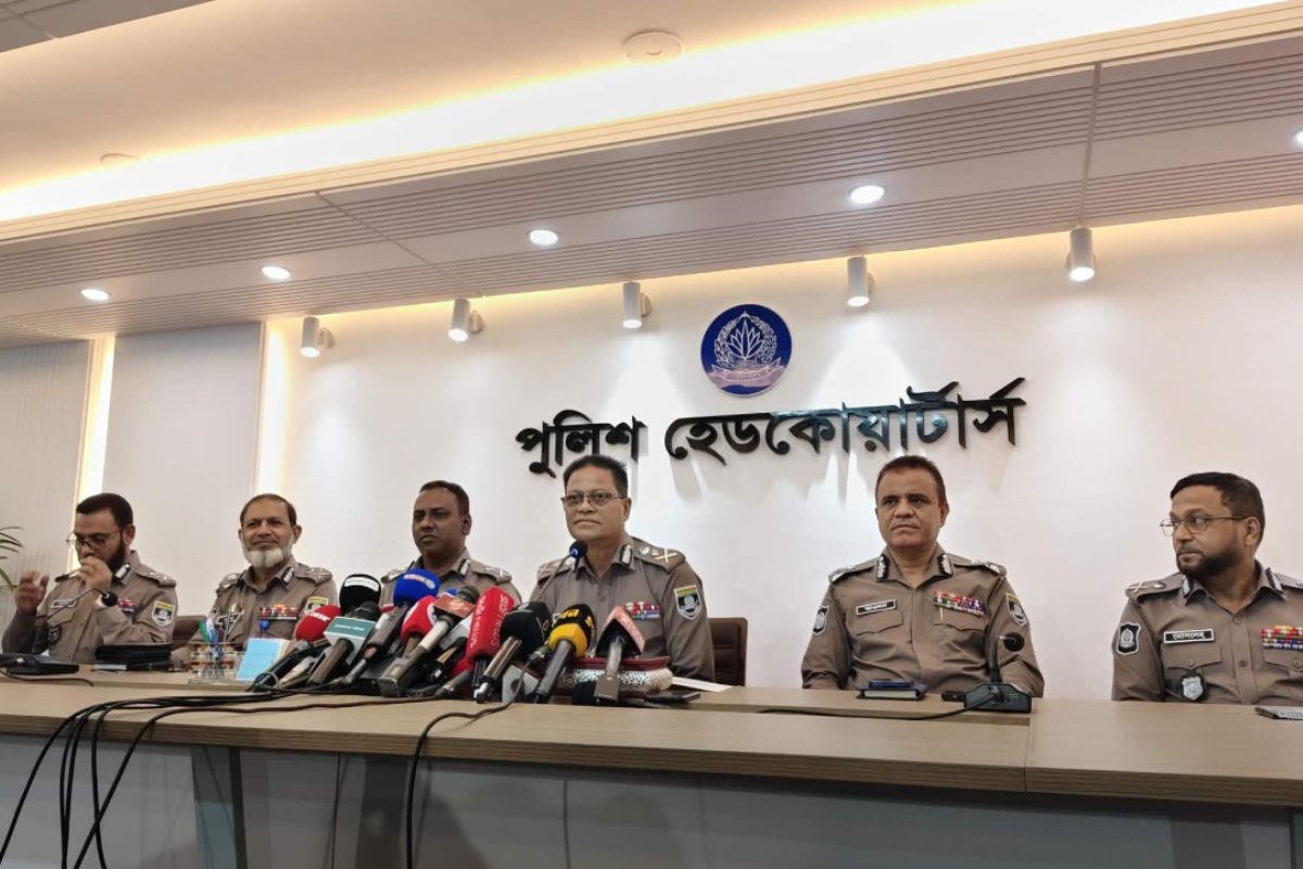 হাদি হ'ত্যার আসামিদের ফেরাতে কাজ করছে পুলিশ: আইজিপি