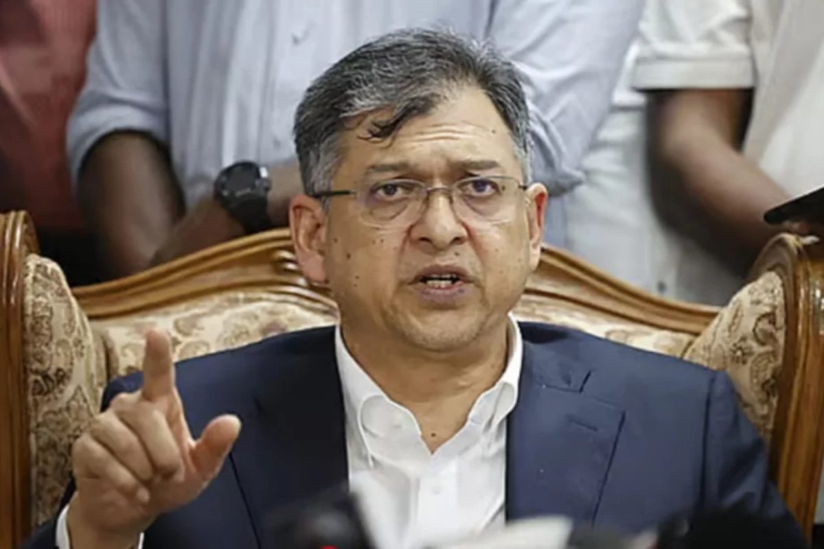 ঢাকা বিশ্ববিদ্যালয়ের ঘটনা মব নয়, নির্ধারিত ক্রাইম: স্বরাষ্ট্রমন্ত্রী