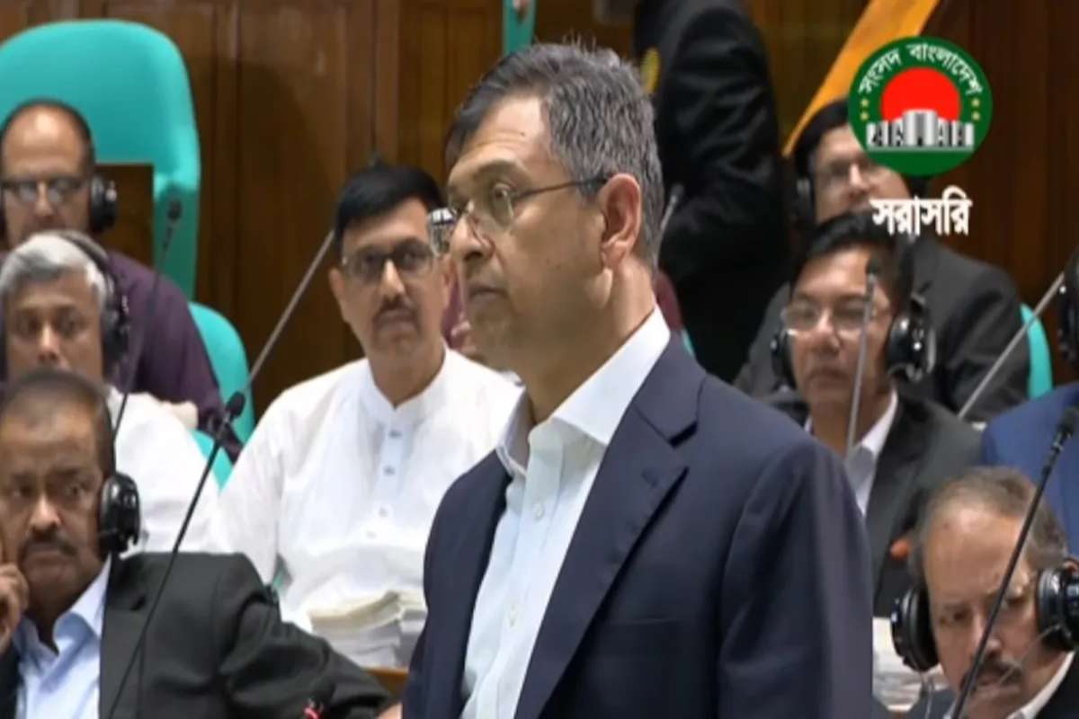 খালেদা জিয়া দেশের মানুষের হৃদয়ে চিরকাল বেঁচে থাকবেন: স্বরাষ্ট্রমন্ত্রী