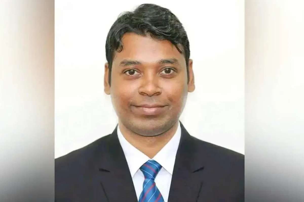 আপত্তিকর ভিডিও বিতর্কে হাতিয়ার ইউএনওকে ওএসডি