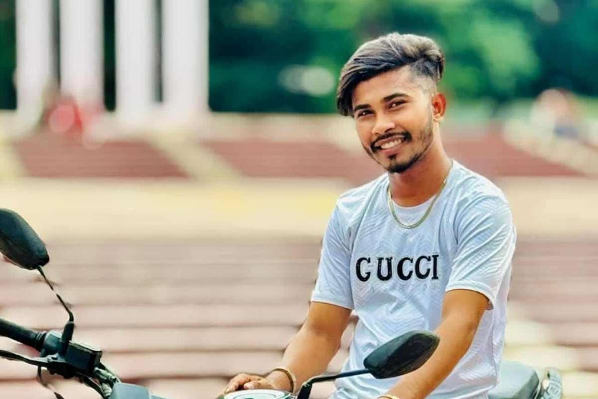 শহীদ মিনারে রাকিব হ/ত্যা, গ্রে/প্তার ৪