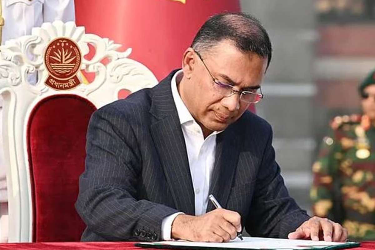 ঈদের ছুটিতেও গুলশানের বাসভবন থেকে কাজ করছেন প্রধানমন্ত্রী