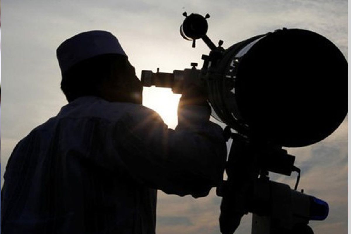 
আজ সন্ধ্যায় চাঁদ দেখা কমিটির সভা 