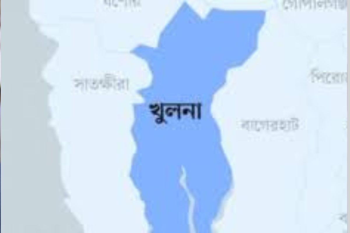 
খুলনায় একই পরিবারের চারজন গুলিবিদ্ধ