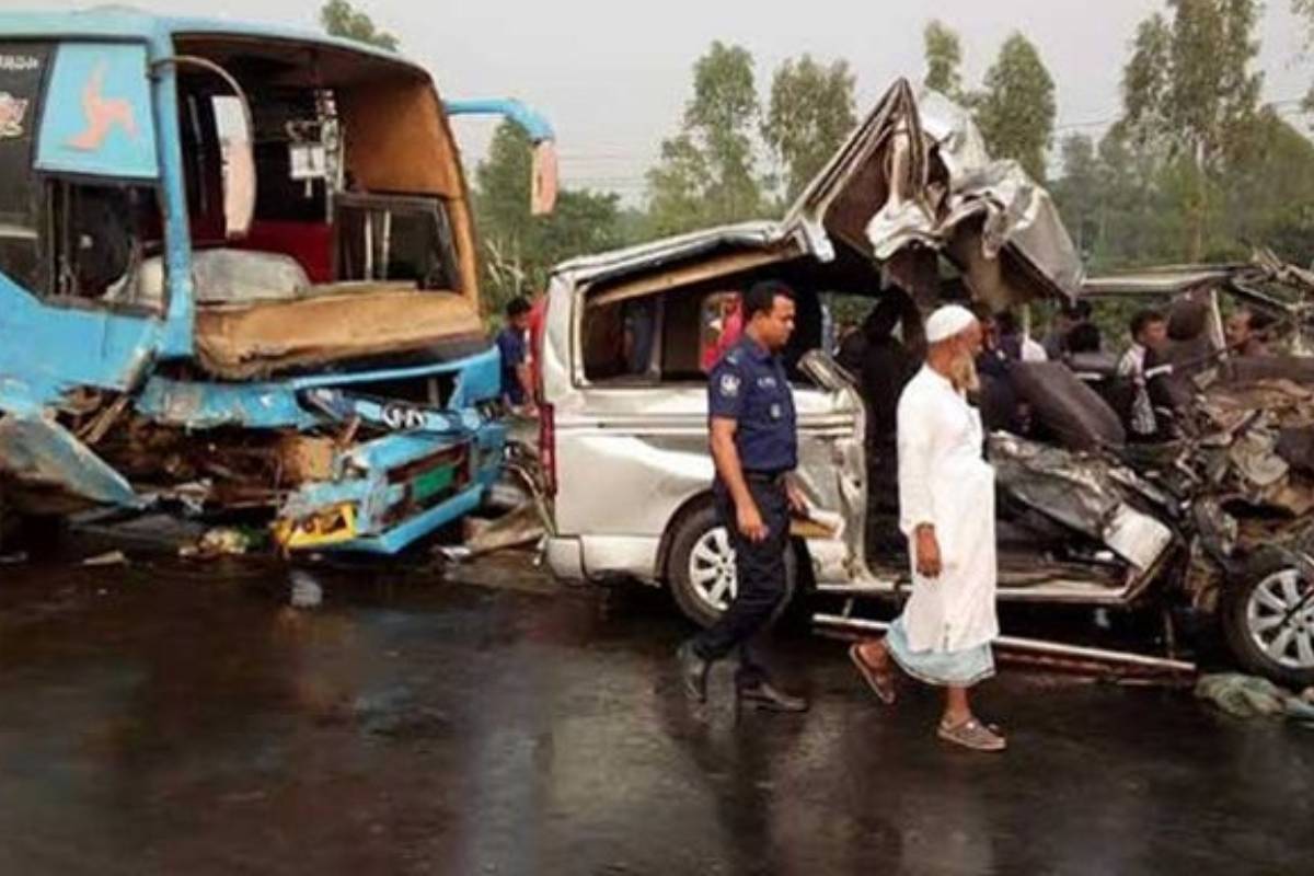 সড়ক দুর্ঘটনায় ৭ দিনে শতাধিক প্রাণহানি, আহত সহস্রাধিক