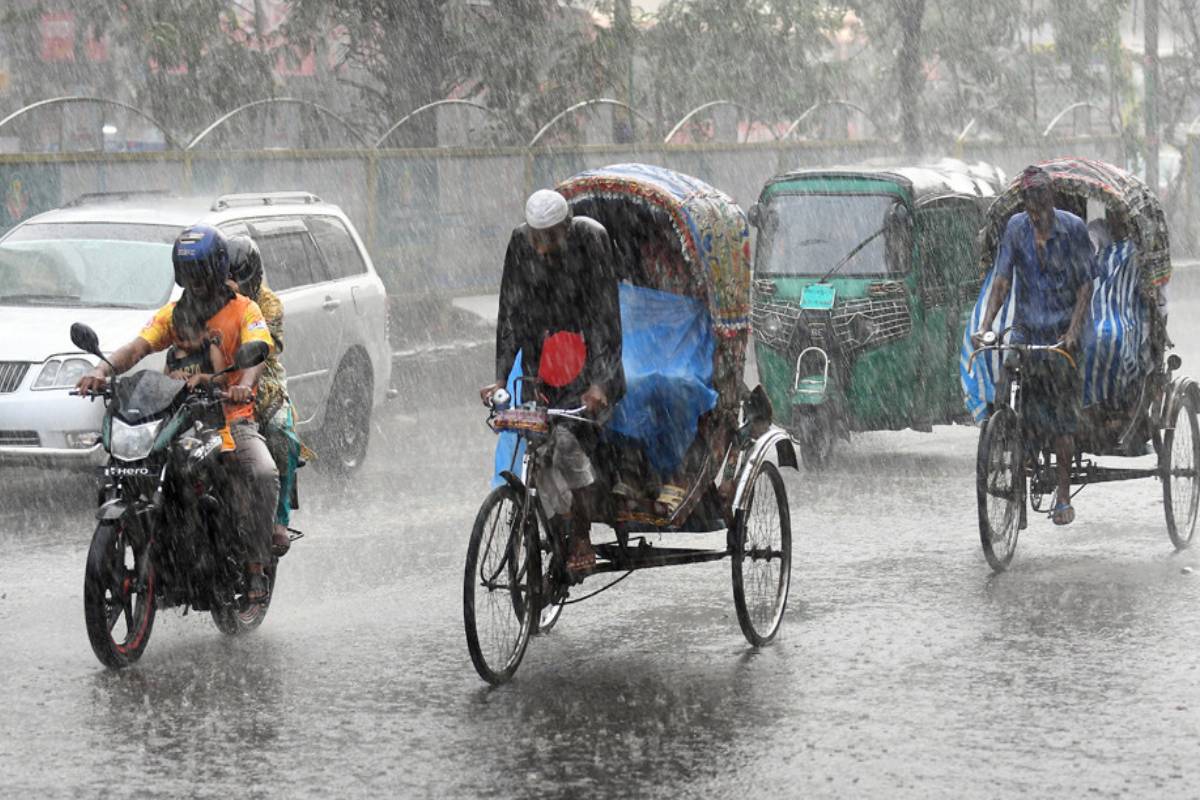 রাজধানীতে দমকা হাওয়া ও বজ্রবৃষ্টির পূর্বাভাস
