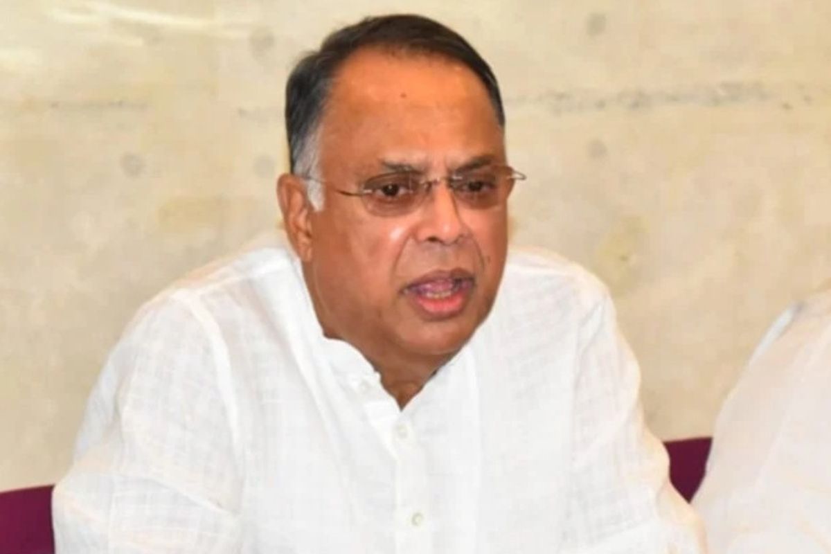 একটি চক্র কৃত্রিম সংকট তৈরির চেষ্টা করছে: জ্বালানিমন্ত্রী