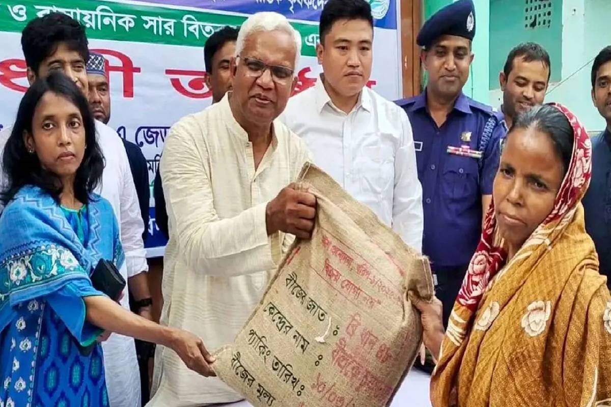 কৃষকদের সহায়তা করতে সরকার নানা উদ্যোগ নিচ্ছে: সমাজকল্যাণ মন্ত্রী