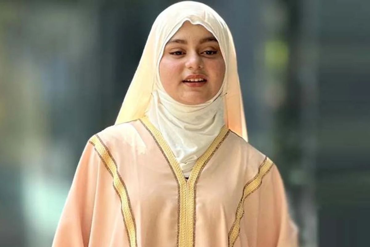 স্বামীর ছবি শেয়ার করলেন সিমরিন লুবাবা