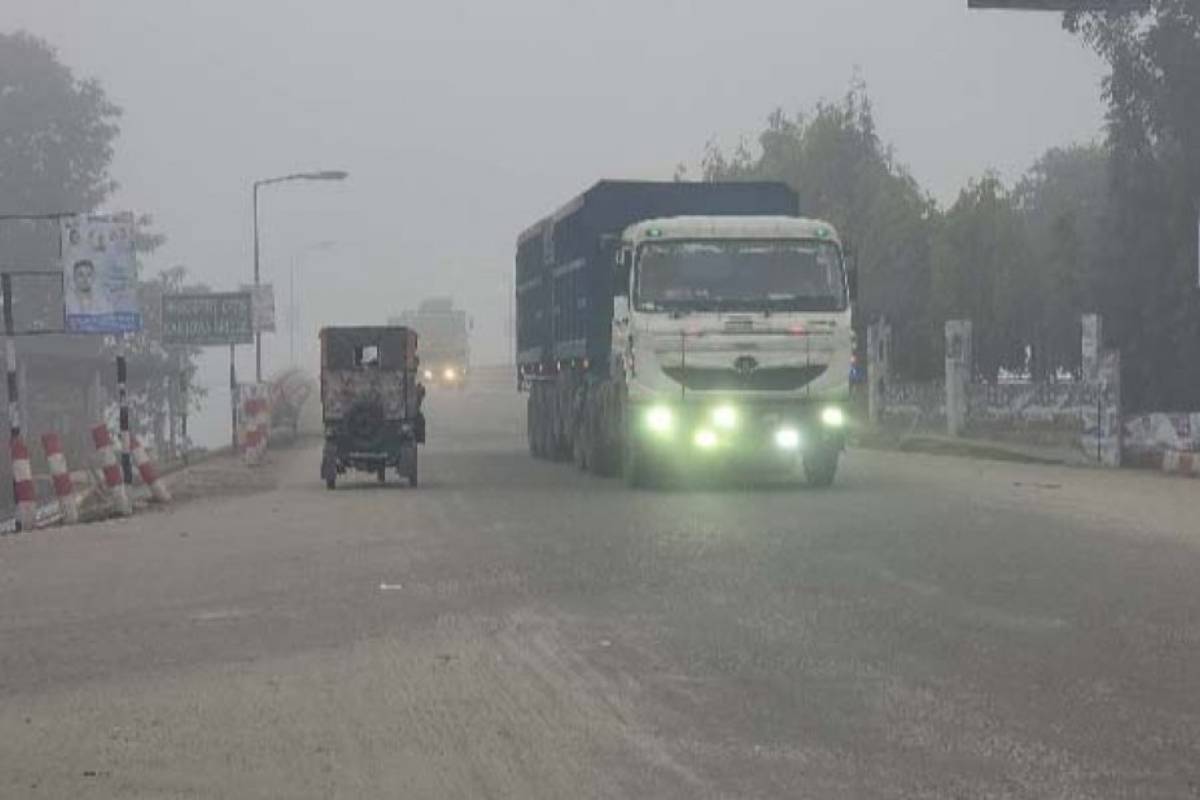 চৈত্রেও কুয়াশায় ঢাকা পঞ্চগড়, তাপমাত্রা ১৮–২২ ডিগ্রি