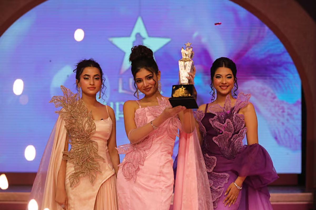 লাক্স সুপারস্টার ২০২৫ বিজয়ী বিদুষী বর্ণিতা