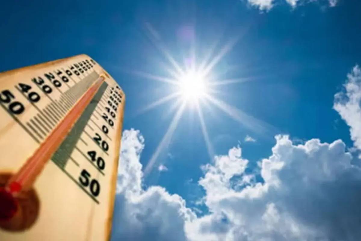 ঢাকায় তাপমাত্রা ছাড়াল ৩৬ ডিগ্রি, বাড়ছে গরম