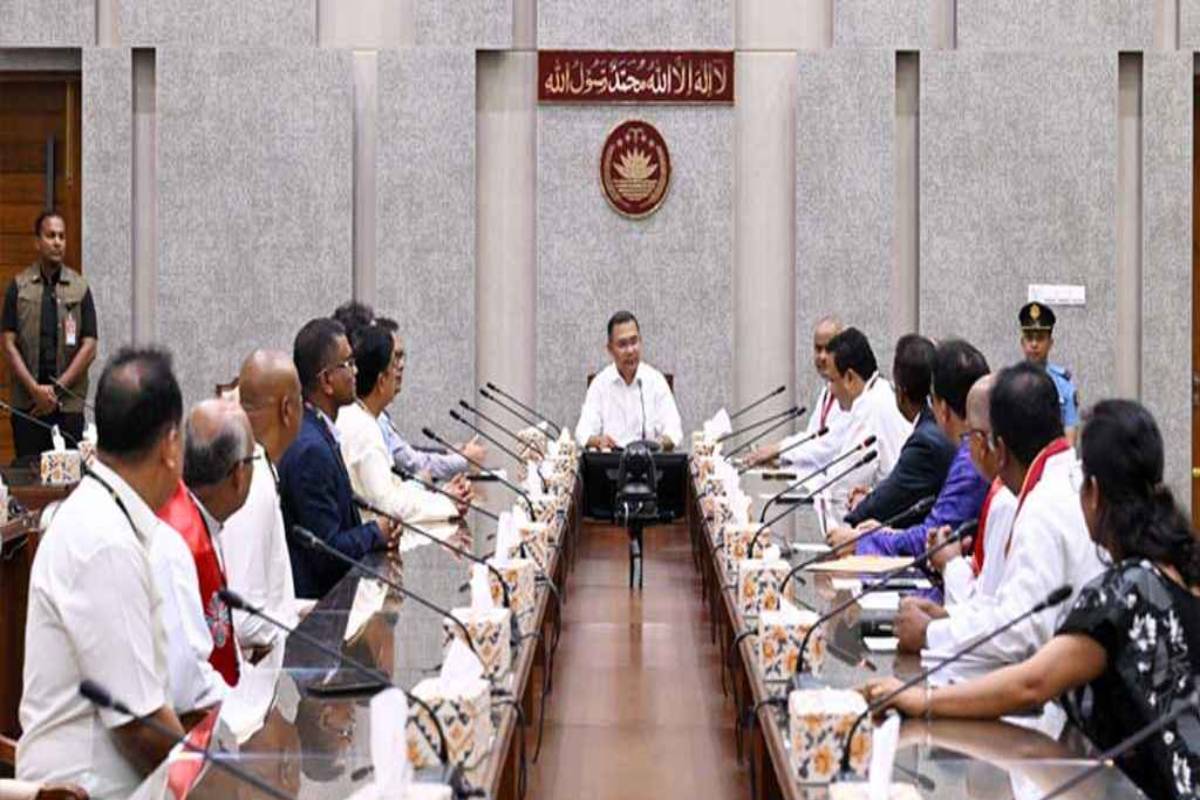 সব ধর্মের মানুষকে সমানভাবে ভালোবাসি: প্রধানমন্ত্রী