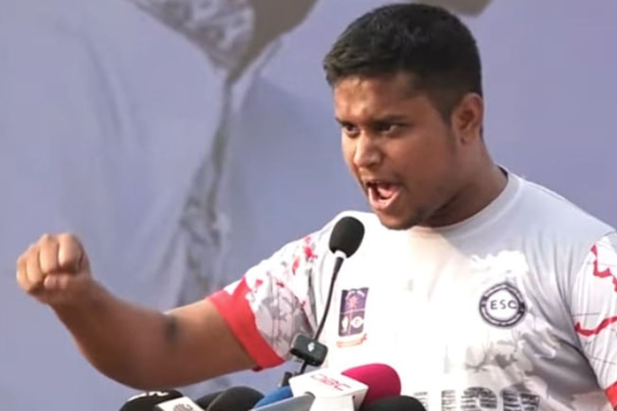 সংস্কার থেকে সরে গেলে অভ্যুত্থানের হুঁশিয়ারি দিলেন হাসনাত