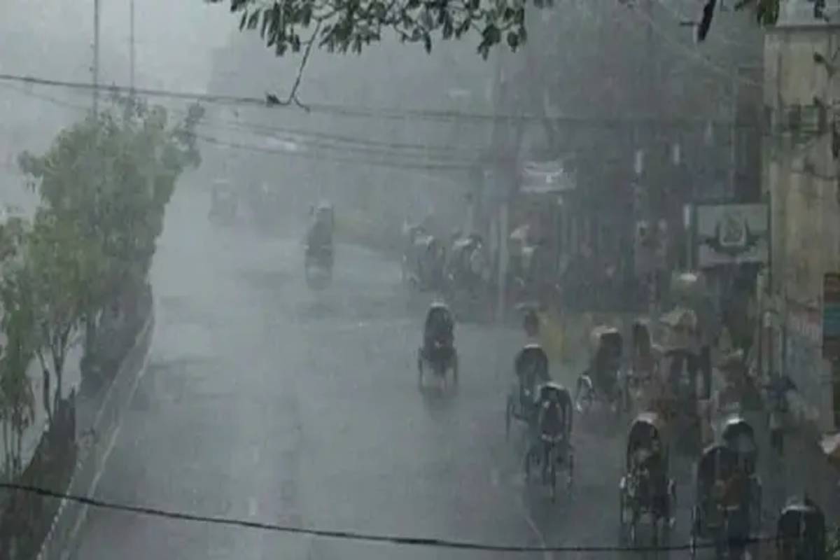 বরিশালসহ দেশের বিভিন্ন অঞ্চলে বজ্রসহ বৃষ্টির আশঙ্কা