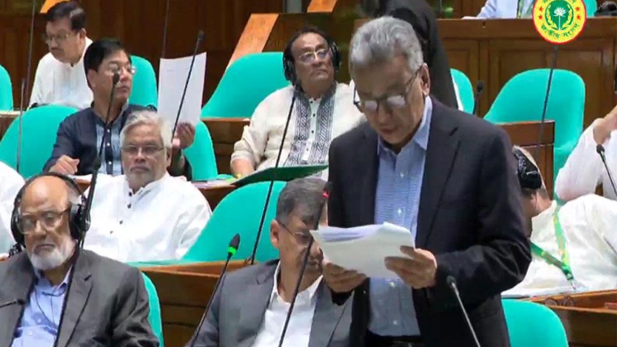 ‘ব্যাংকিং খাতে মূলধন ফেরাতে শক্ত পদক্ষেপ নেওয়া হয়েছে’