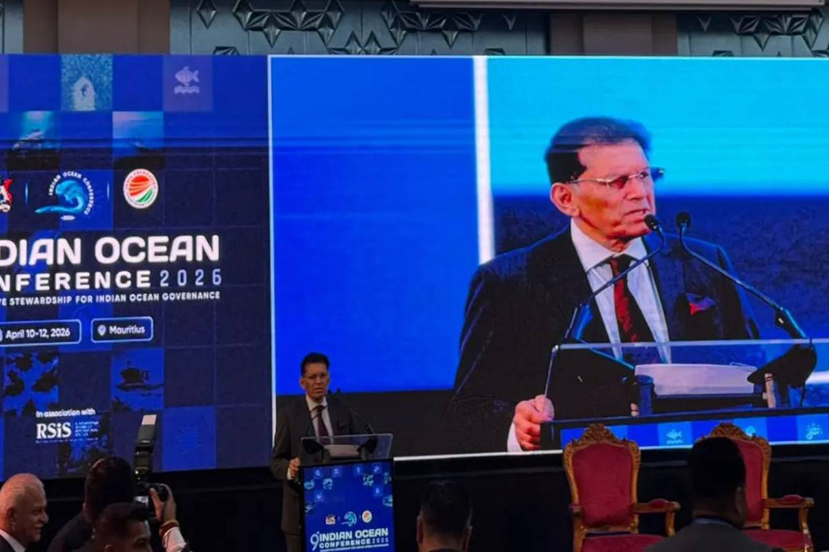 মরিশাস সম্মেলনে আঞ্চলিক সহযোগিতা জোরদারের আহ্বান পররাষ্ট্রমন্ত্রীর
