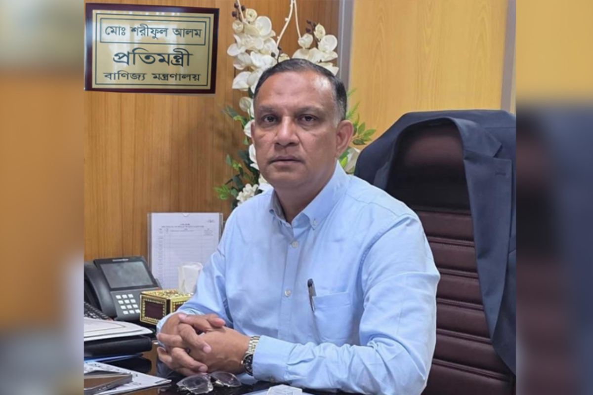 রেশম শিল্পের গৌরব ফিরিয়ে আনতে উদ্যোগ নিয়েছে সরকার: পাট প্রতিমন্ত্রী