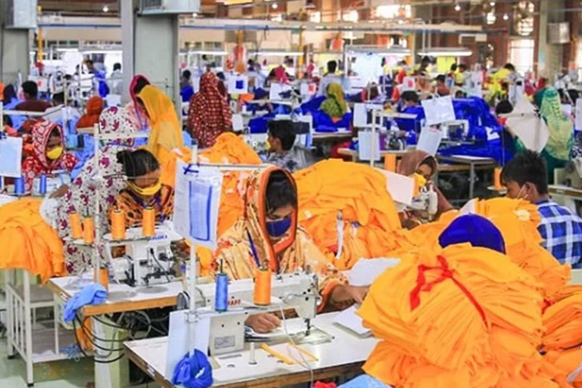 যুক্তরাষ্ট্র-ইউরোপের বাজারে কমছে বাংলাদেশের পোশাক রপ্তানি