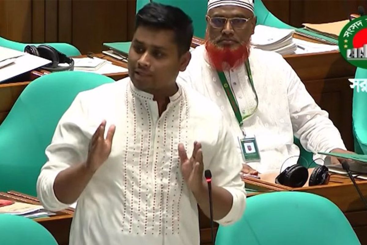 সংসদে কেন ‘ভিক্ষা’ চাইলেন হাসনাত আবদুল্লাহ