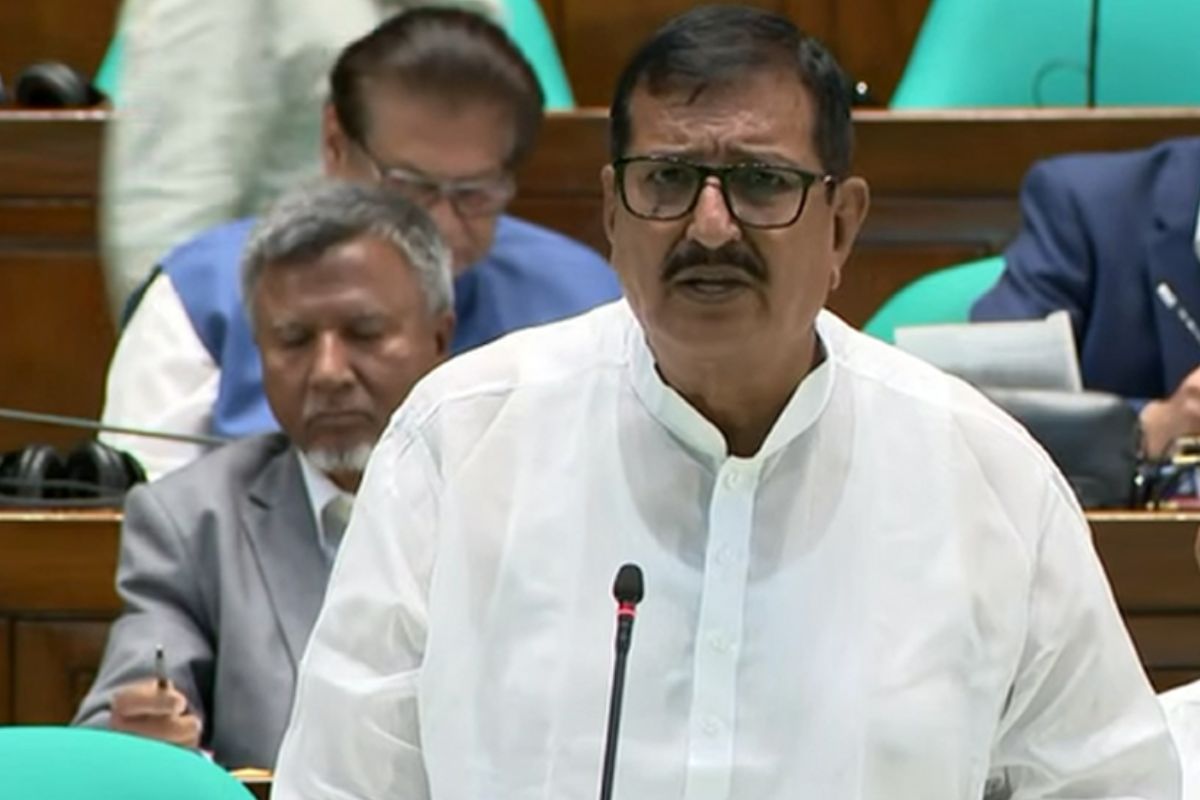 ঢাকায় ভূমিহীনদের জমি বরাদ্দের সুযোগ নেই: ভূমিমন্ত্রী