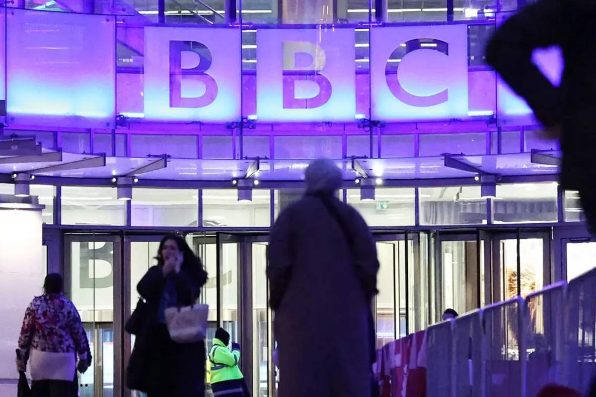 বিবিসিতে চাকরি হারাচ্ছেন ২১ হাজার ৫০০ কর্মী