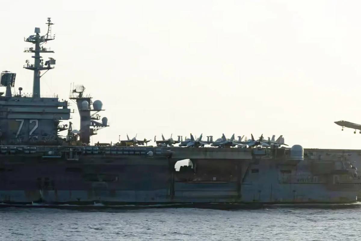 অবরোধ না তুললে হরমুজ বন্ধের হুঁশিয়ারি ইরানের