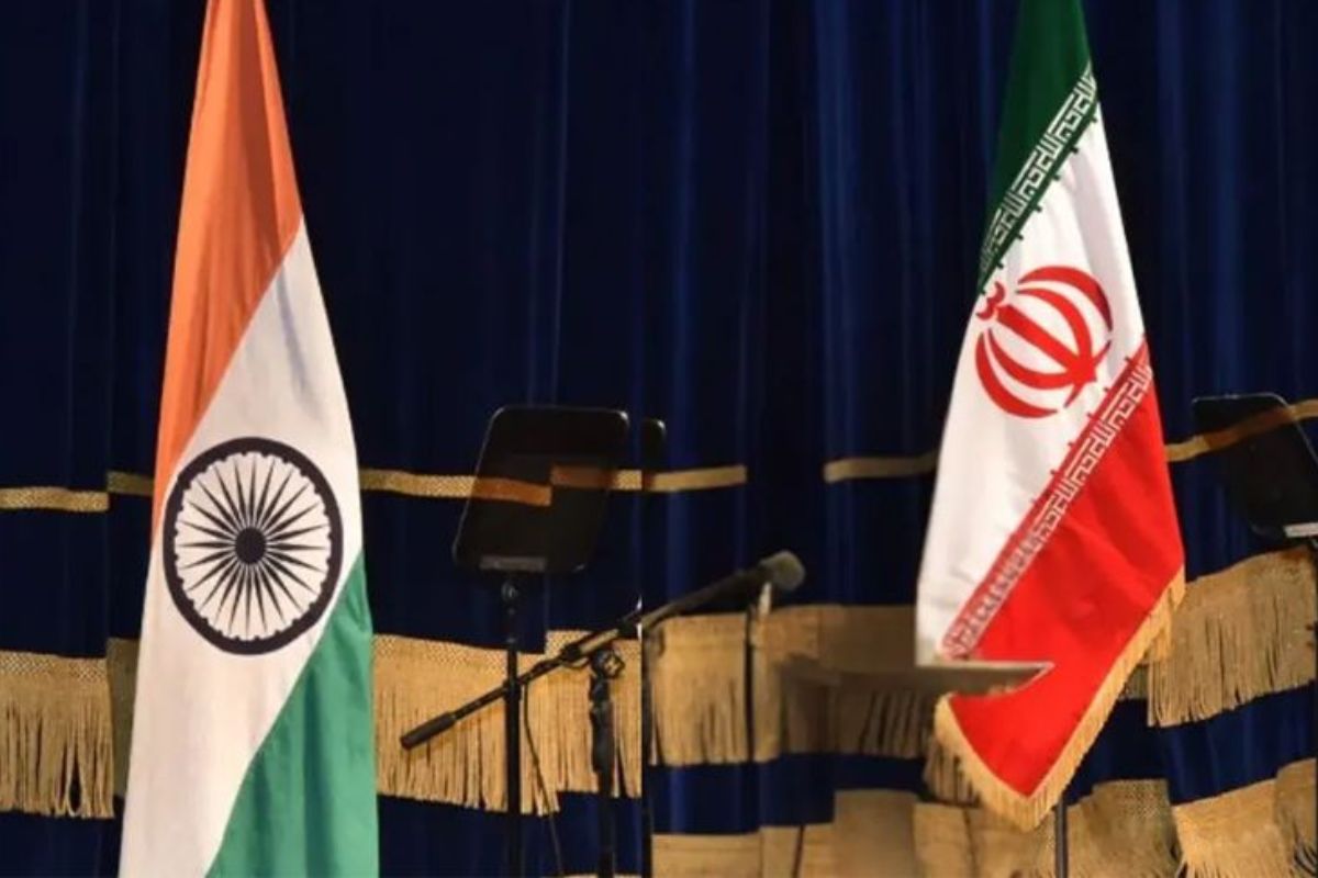 হরমুজ প্রণালিতে ভারতীয় জাহাজে ইরানের হামলা, রাষ্ট্রদূতকে তলব দিল্লির