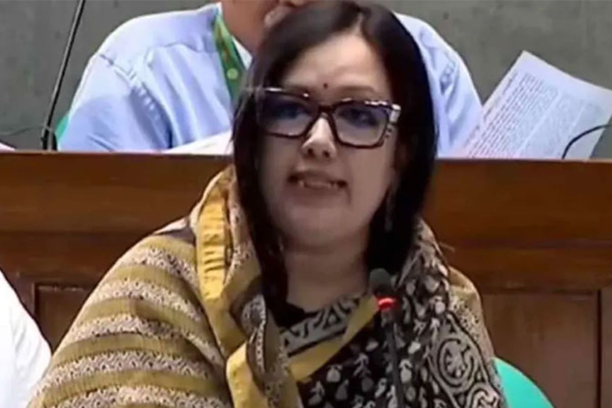 জ্বালানি পরিস্থিতিতে বাস্তবতা আড়াল করছে সরকার: রুমিন ফারহানা