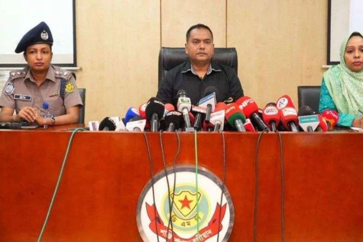 জঙ্গি হামলার আশঙ্কায় রাজধানীতে নিরাপত্তা জোরদার করেছে ডিএমপি