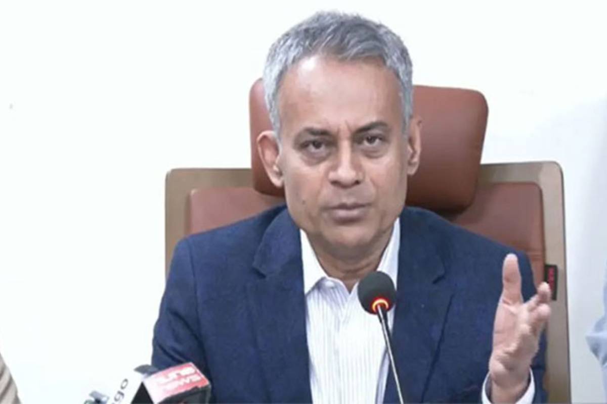 তেলের দাম বাড়াতে আইএমএফের চাপ নেই: পরিবহনমন্ত্রী
