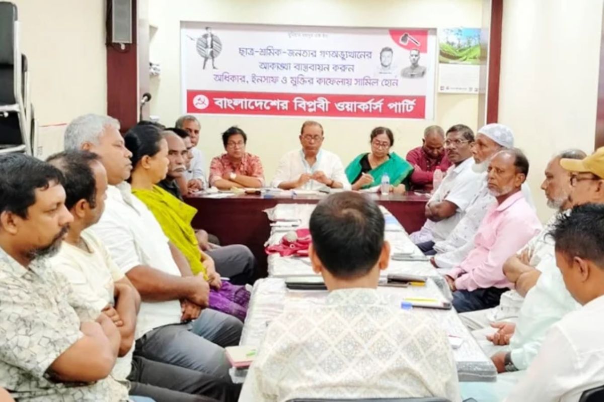 জনগণের আস্থা তৈরি করতে ব্যর্থ হচ্ছে বিএনপি: সাইফুল হক