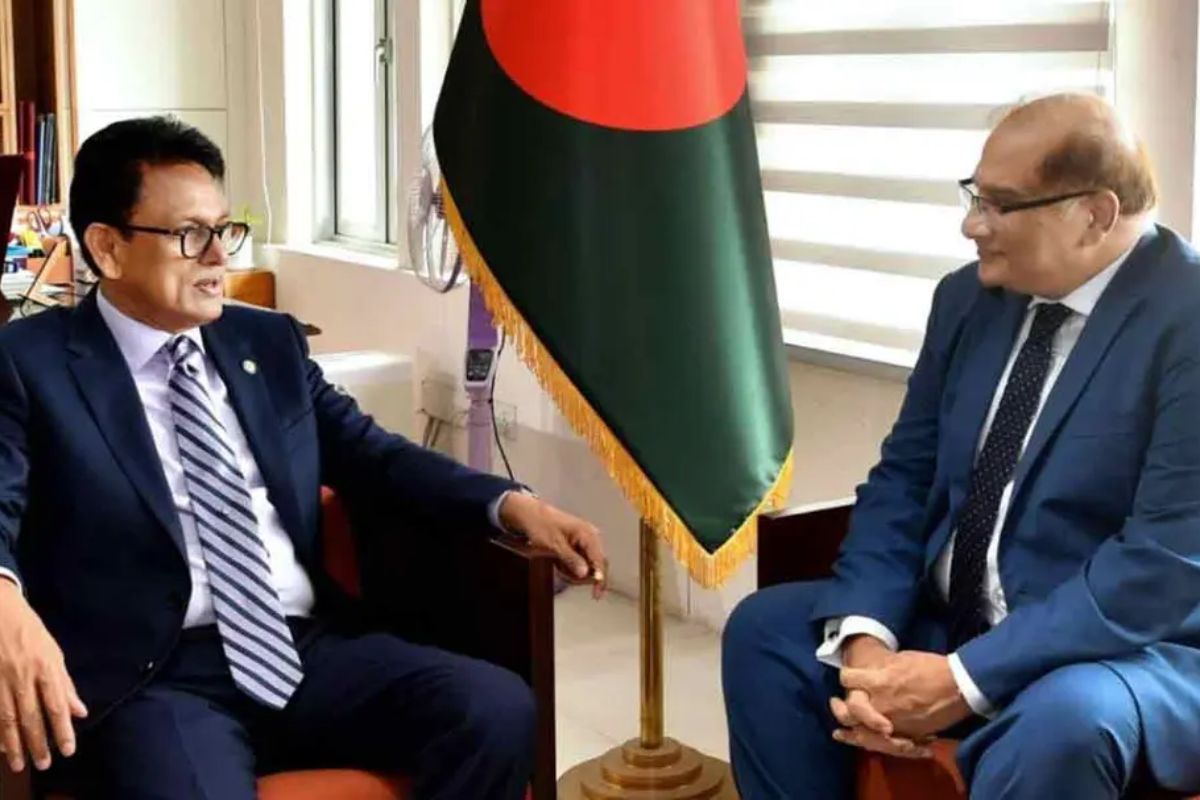 বাংলাদেশের সঙ্গে শিক্ষা ও প্রযুক্তিতে সহযোগিতা বাড়াতে আগ্রহ পাকিস্তানের