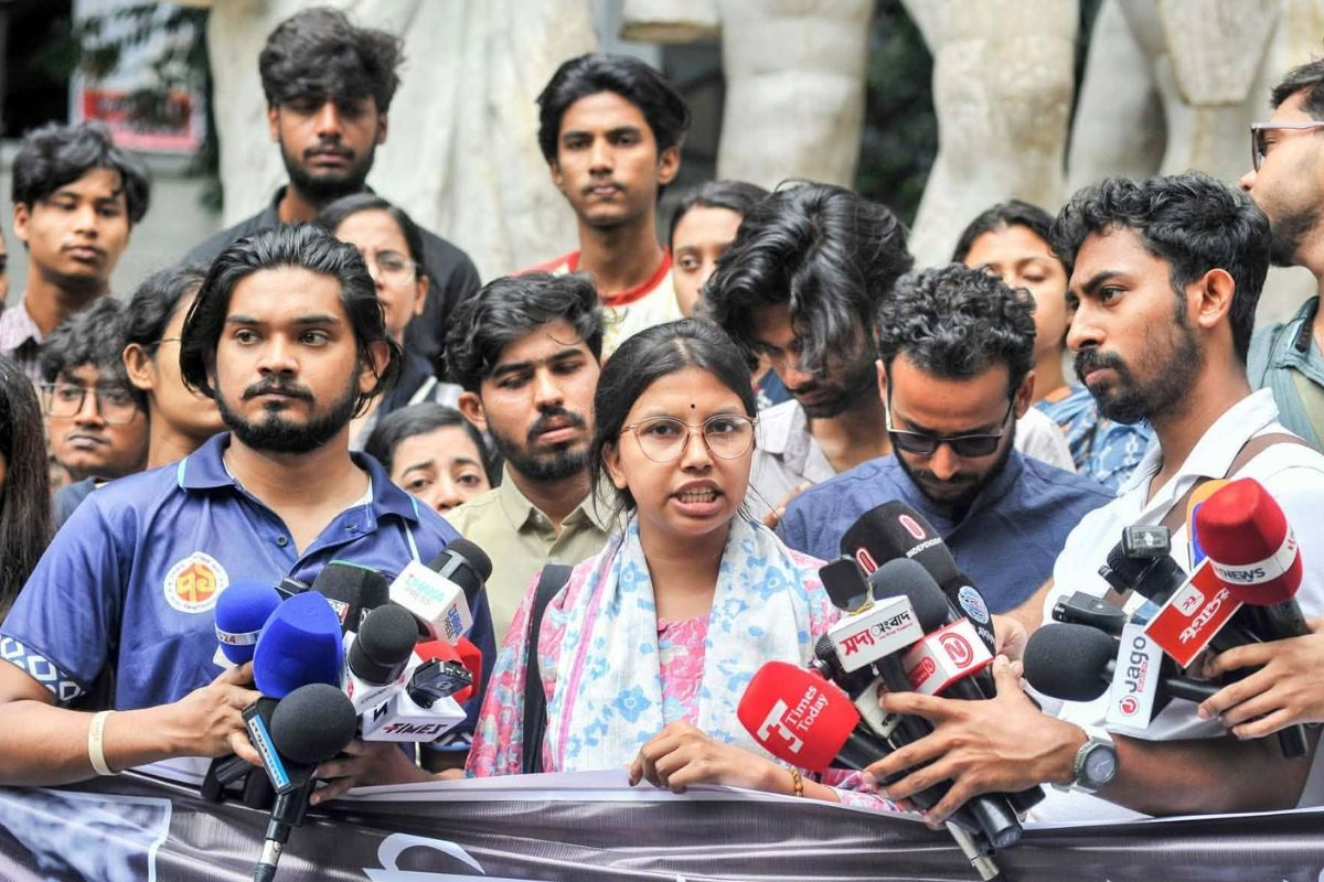 ঢাকা বিশ্ববিদ্যালয়ের থিয়েটার বিভাগের শিক্ষার্থীদের ক্লাস-পরীক্ষা বর্জন