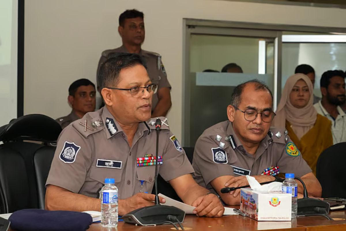 প্রযুক্তিনির্ভর পুলিশিং জোরদারে ডিএমপির ৯ অ্যাপ ও সফটওয়্যার উদ্বোধন