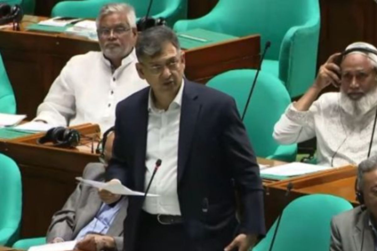 বাকস্বাধীনতার নামে কুরুচিপূর্ণ অপপ্রচার বন্ধে আইন চান স্বরাষ্ট্রমন্ত্রী