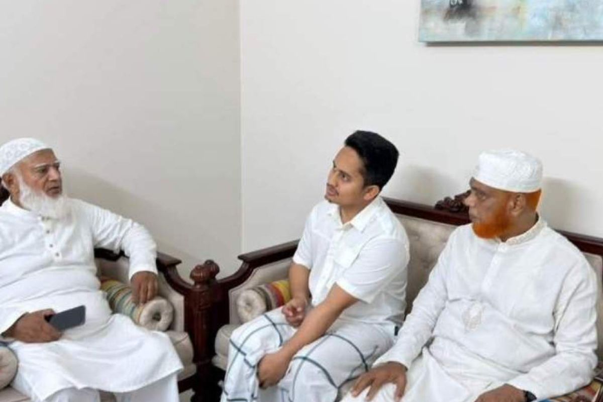 অসুস্থ সারজিসকে দেখতে বাসায় যান জামায়াত আমির