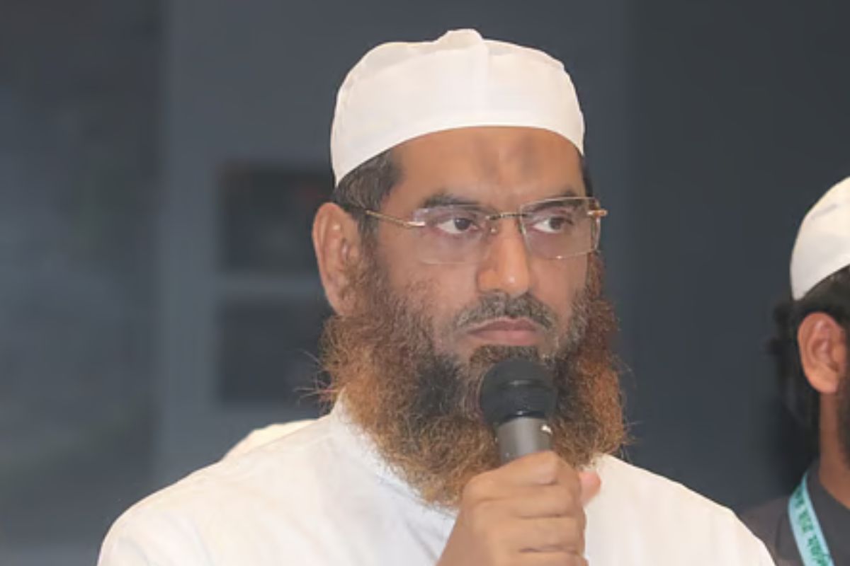 শাপলা চত্বরের শহীদদের সূর্যসন্তান বললেন মামুনুল হক