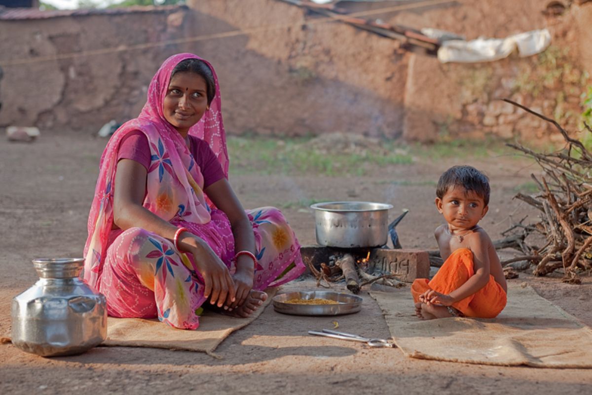 আজ বিশ্ব মা দিবস