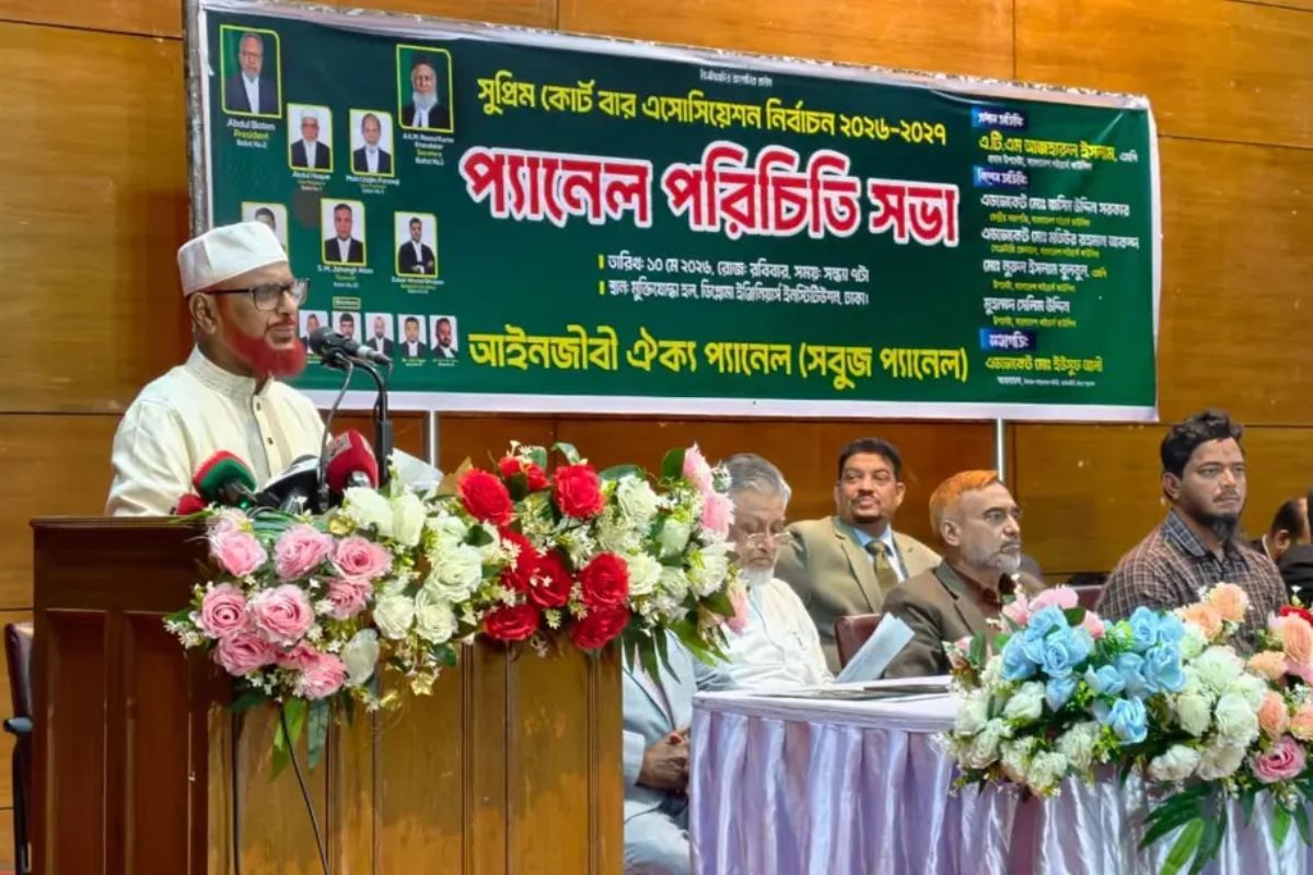 ‘সরকার একদলীয় শাসনব্যবস্থা প্রতিষ্ঠার দিকে অগ্রসর হচ্ছে’
