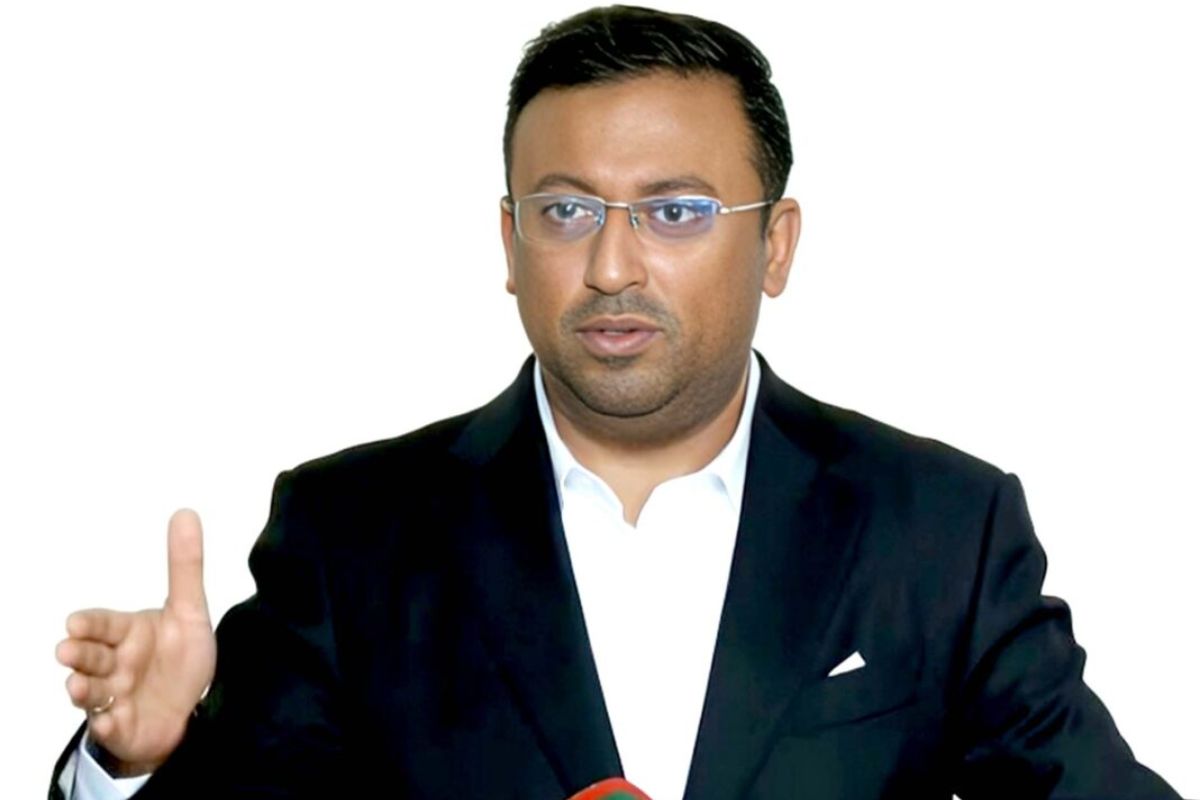 সীমান্তে কাঁটাতার দিয়ে বাংলাদেশকে ভয় দেখানো যাবে না: পররাষ্ট্র উপদেষ্টা