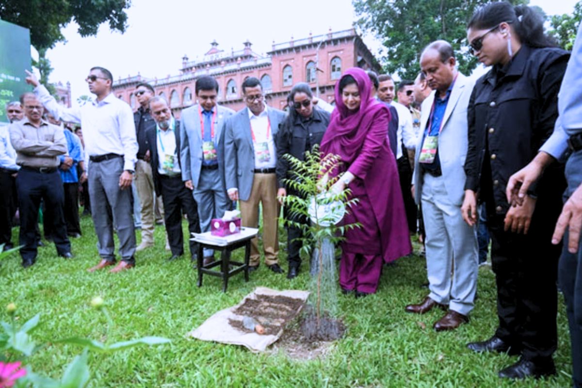 সবুজ বিপ্লব গড়ে তোলার আহ্বান ডা.জুবাইদা রহমানের
