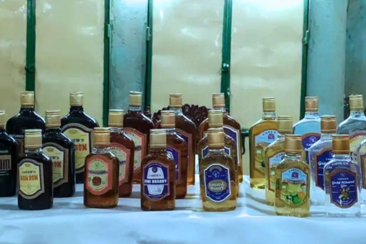 প্রতি লিটার মদে ৫০০ টাকা করের প্রস্তাব