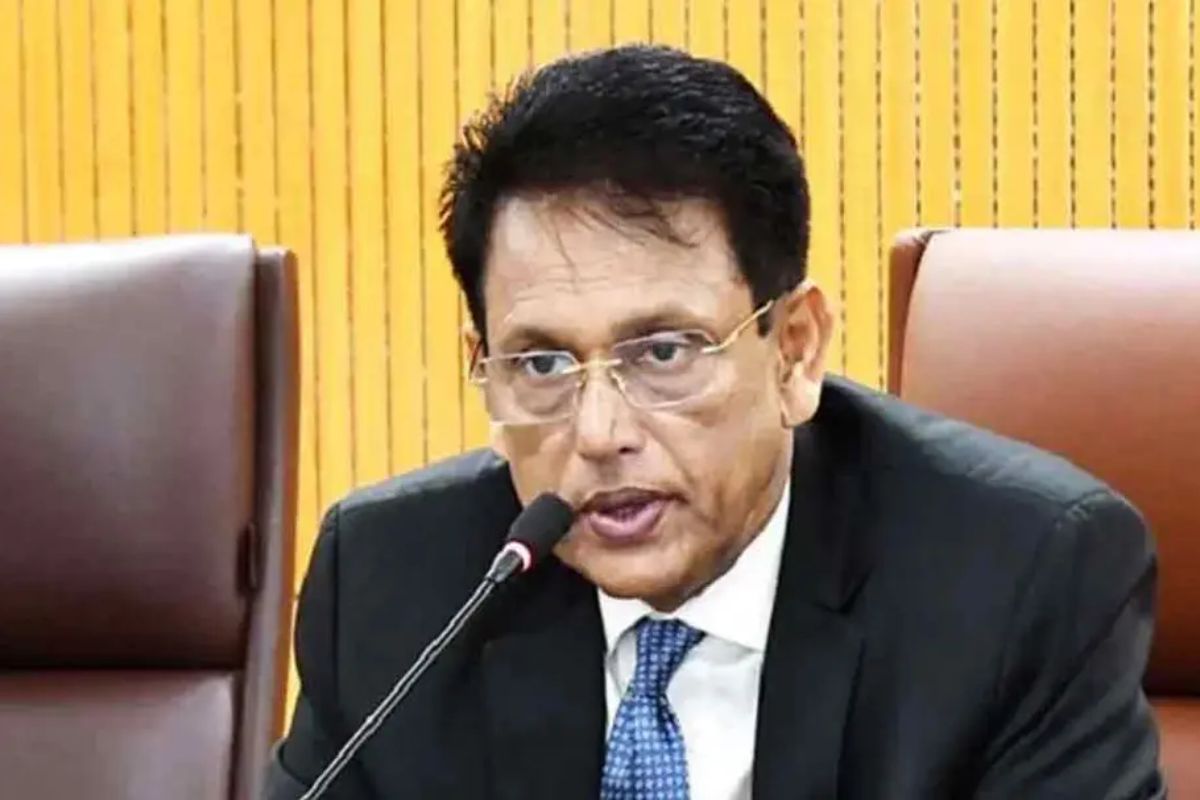 এইচএসসি পরীক্ষা ঘিরে কেন্দ্রসচিবদের সঙ্গে জরুরি সভা